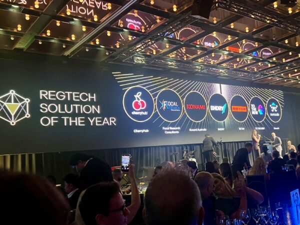 RTG Awards Group Shot: Dr. Andrew Russell, Peter ter Weeme, Nadine Grinblat, Sonja Bauer, Tracy Scrans, Professor Sally Gainsbury, Rob Heirene.